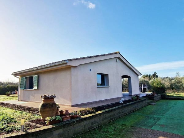 Villa in Castagneto Carducci - view 1