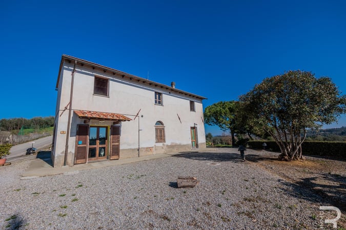 House in Montopoli in Val d'Arno - view 1