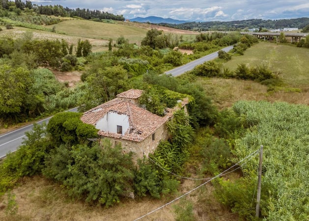 House in Fauglia - view 1