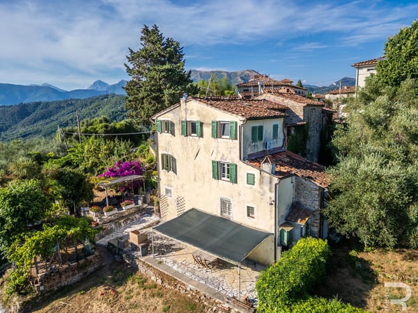 House in Massarosa - view 1