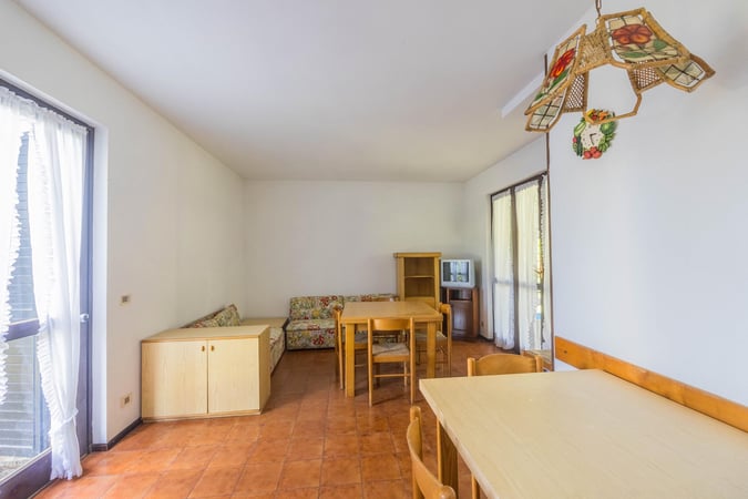 House in Isola Albarella - view 1