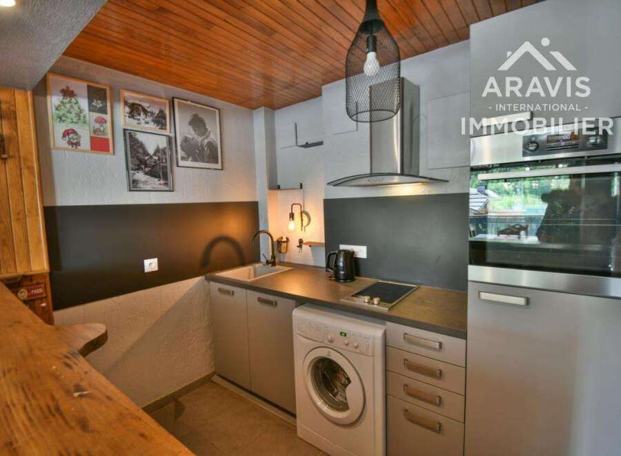 Apartment in Saint-Jean-de-Sixt - Image 3