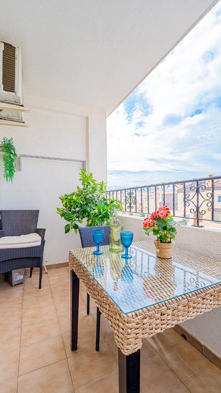 Apartment in Punta Prima - Image 3