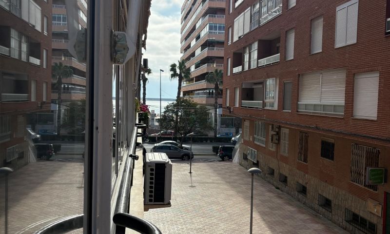 Apartment in Torrevieja - Image 3