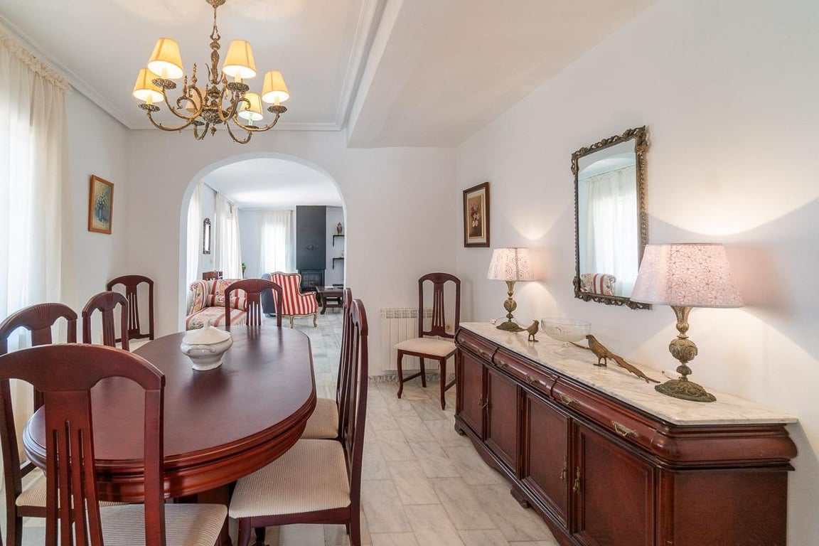 House in Torrevieja - Image 3