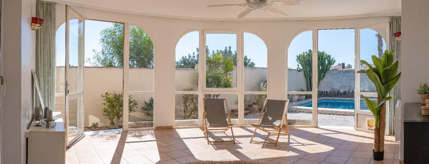 House in Playa Flamenca - Image 3