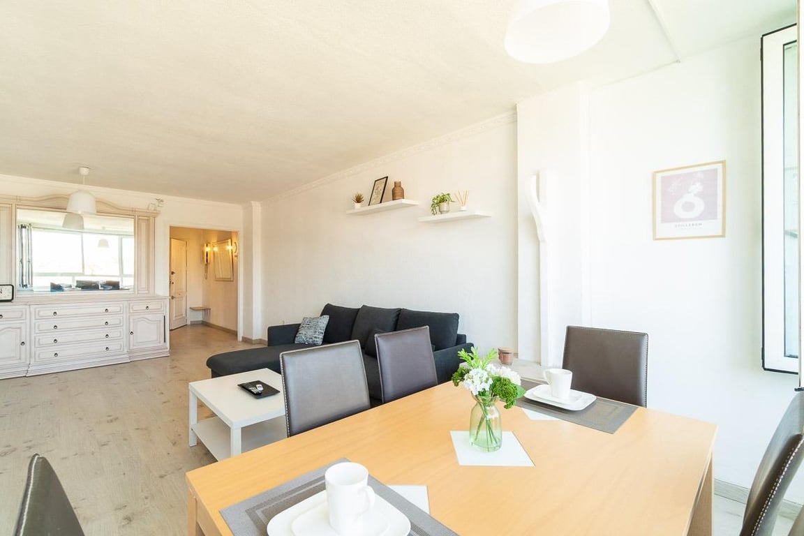 Apartment in Punta Prima - Image 2