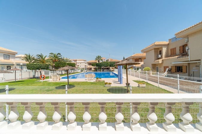 Villa in Playa Flamenca - view 1