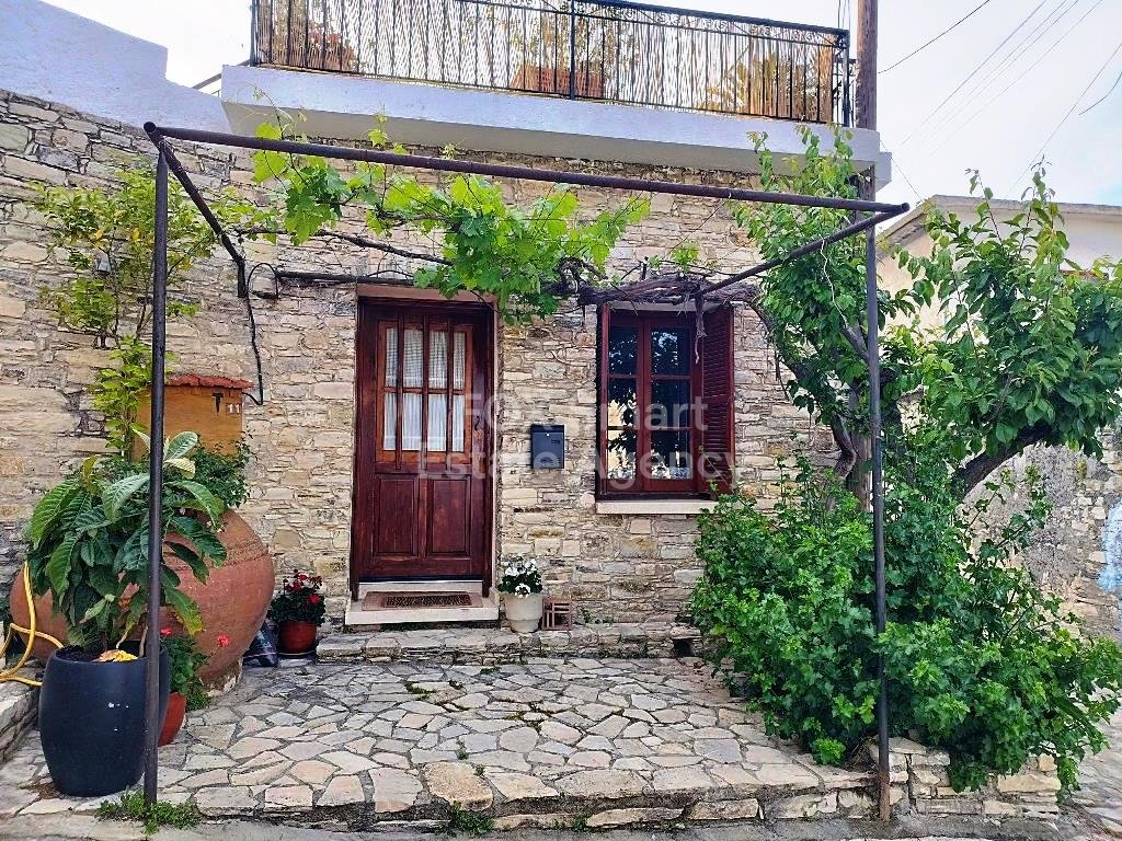 House in Pano Lefkara - Image 3