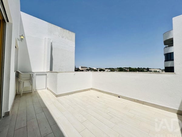 Apartment in Quarteira - view 1