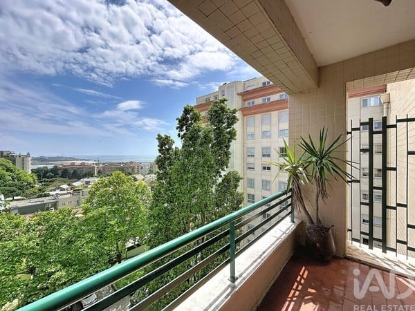 Apartment in Foz do Douro - view 1