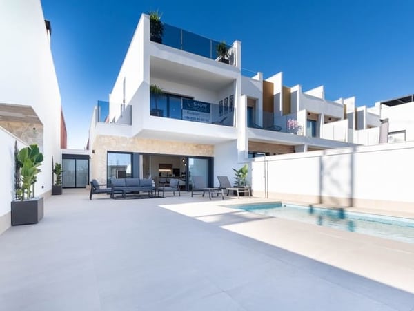 Villa in San Pedro del Pinatar - view 1