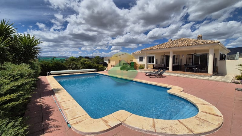 House in Altico - view 1