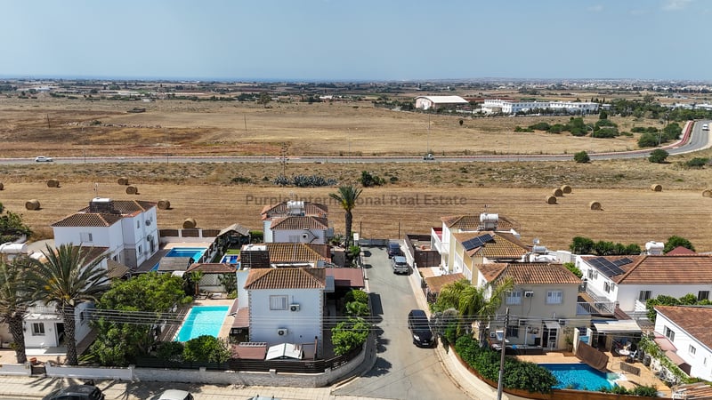 House in Frenaros - view 1