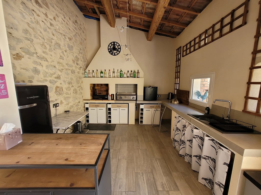 House in Puissalicon - Image 3