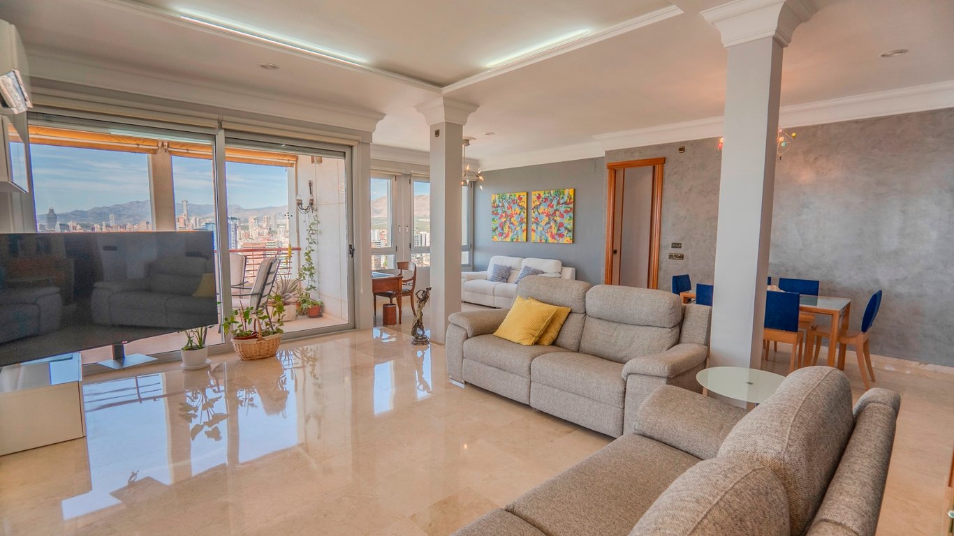 Apartment in Benidorm - Image 3