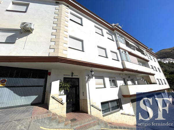 Apartment in Competa - view 1