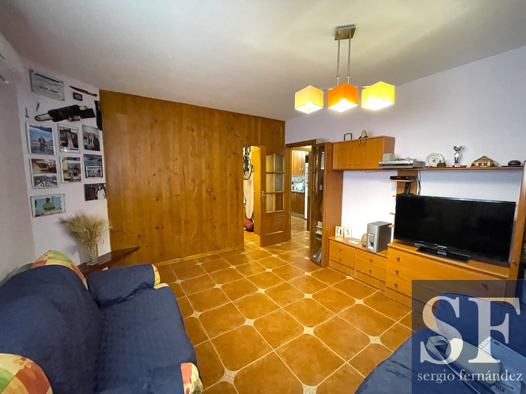 Apartment in Competa - Image 2