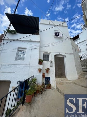 House in Competa - view 1