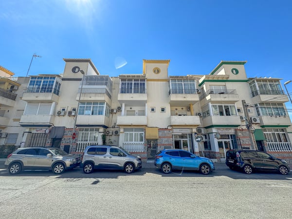 Apartment in Torrevieja - view 1