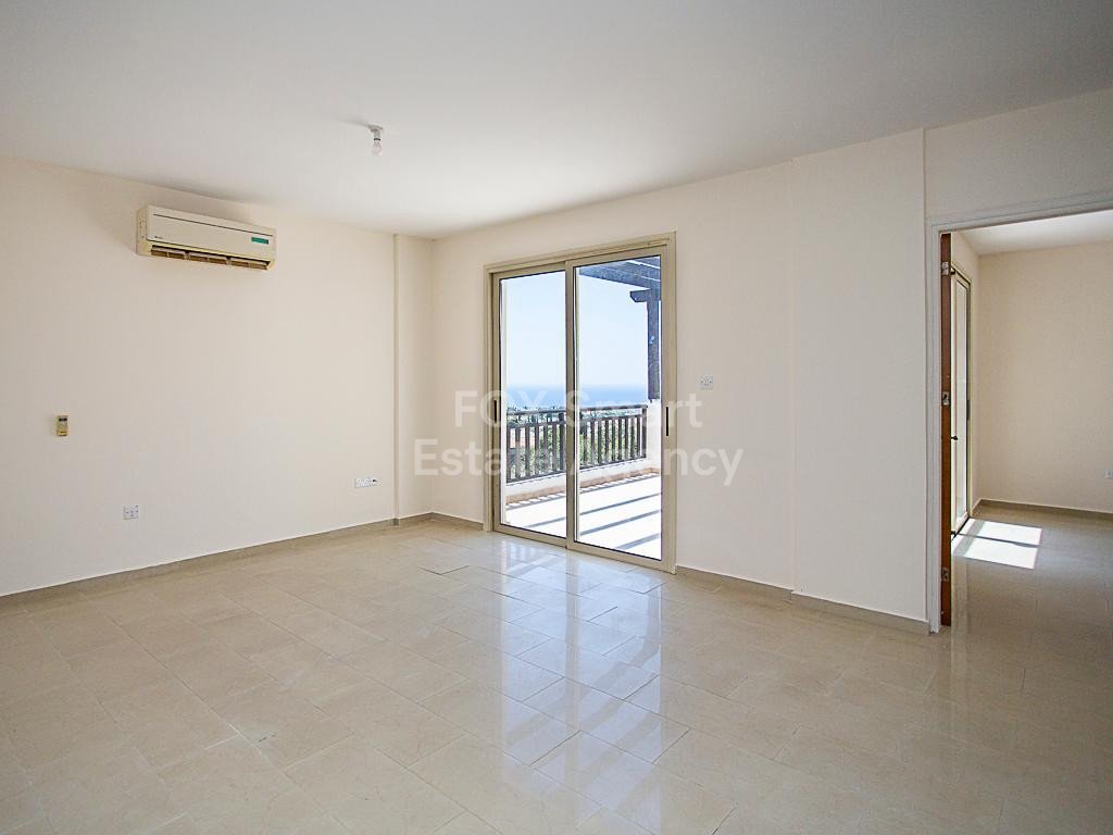 Apartment in Pegeia - Image 3