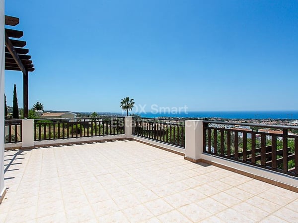 Apartment in Pegeia - view 1