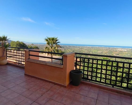 Apartment in Denia - view 1