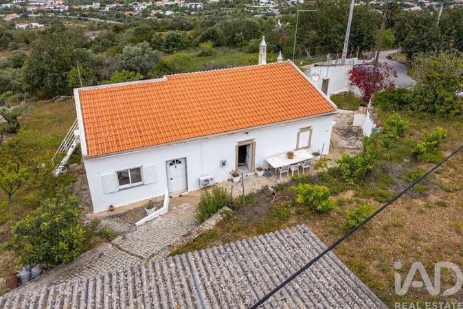 House in Sao Bras de Alportel - view 1