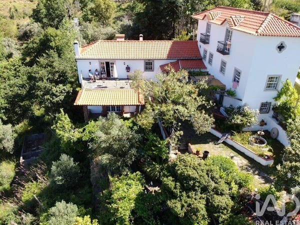 House in Pedrogao Grande - view 1