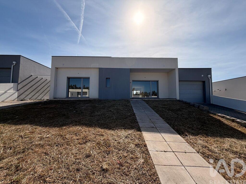 House in Leiria