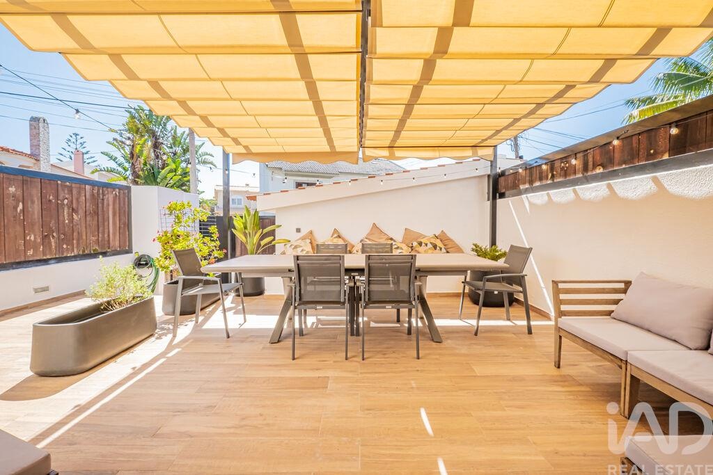 House in Costa da Caparica - Image 2
