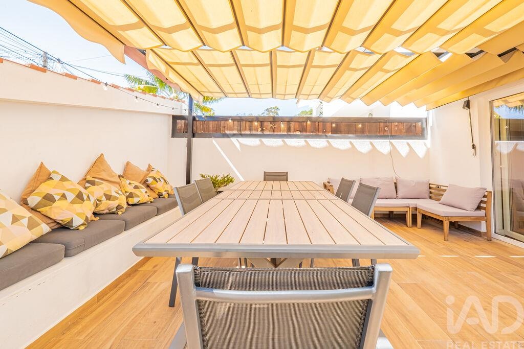 House in Costa da Caparica - Image 3