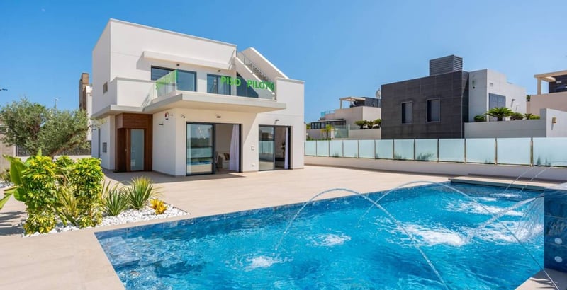Villa in Alicante - view 1