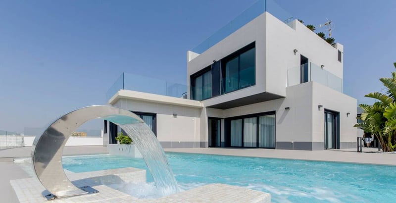 Villa in Alicante - view 1