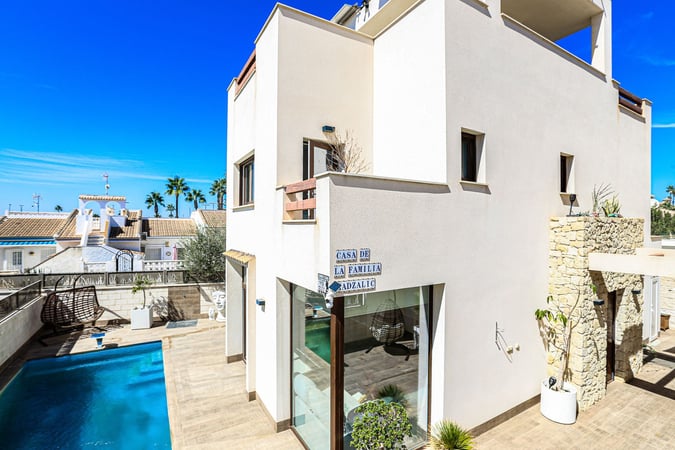 Villa in Rojales - view 1