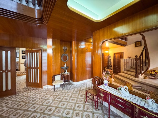 Villa in Elda - view 1