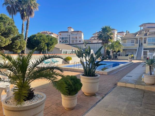 Apartment in Torrelamata - view 1