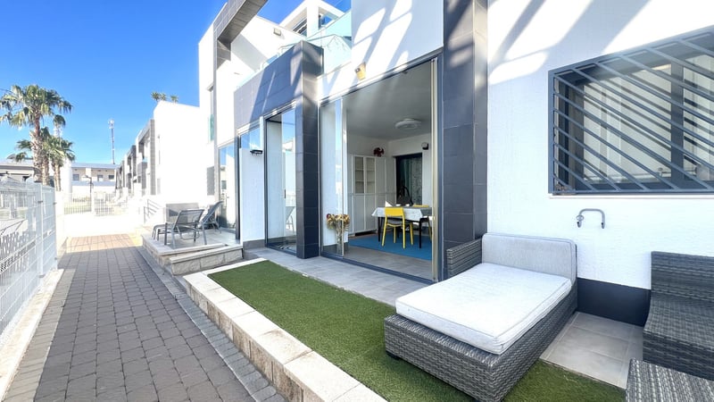Apartment in La Zenia - view 1