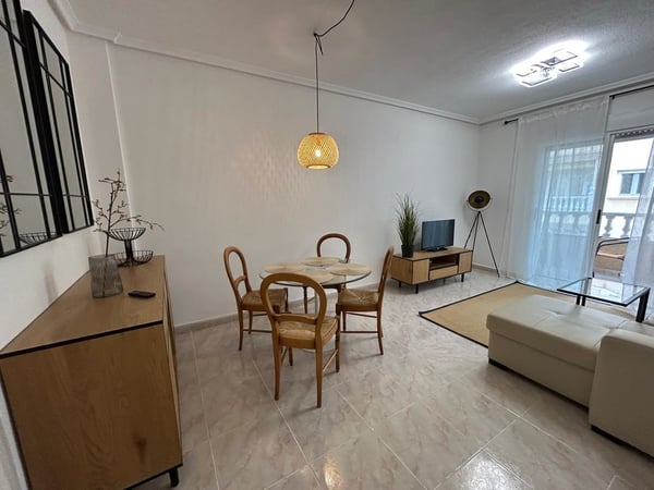 Apartment in Torrevieja - view 1