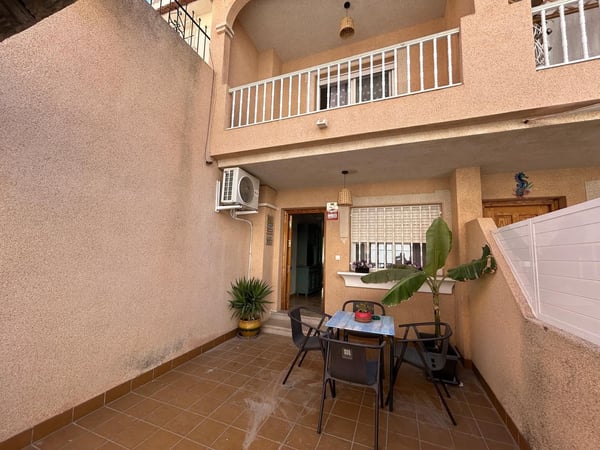 House in San Pedro del Pinatar - view 1