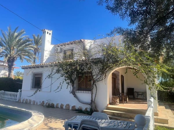 Villa in Cabo Roig - view 1