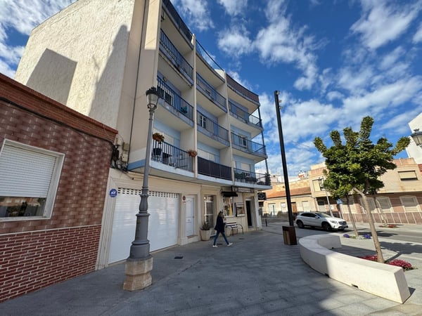 Apartment in Guardamar del Segura - view 1
