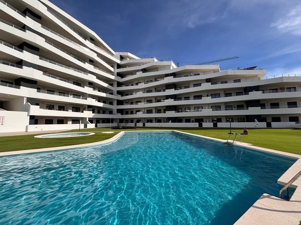Apartment in San Miguel de Salinas - view 1