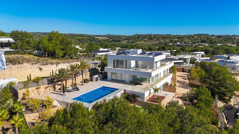 Villa in El Pinar de Campoverde - view 1