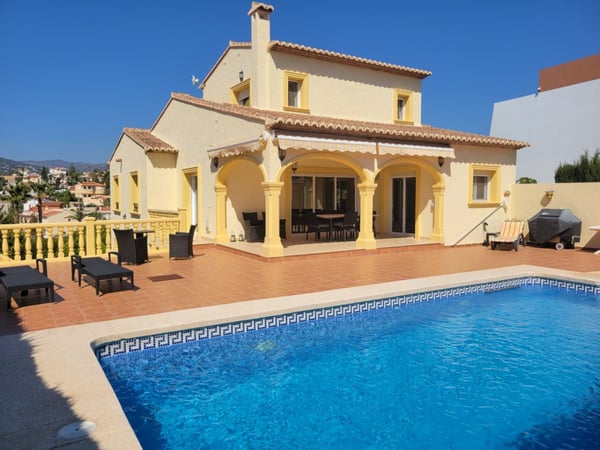 Villa in Calp - view 1