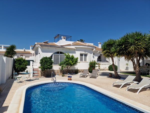Villa in Ciudad Quesada - view 1