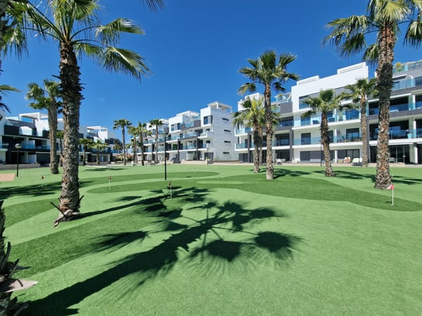 Apartment in Urbanizacion El Raso - view 1