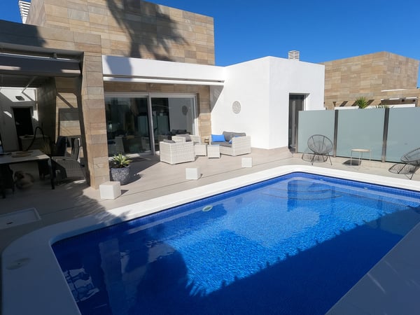 Villa in Algorfa - view 1