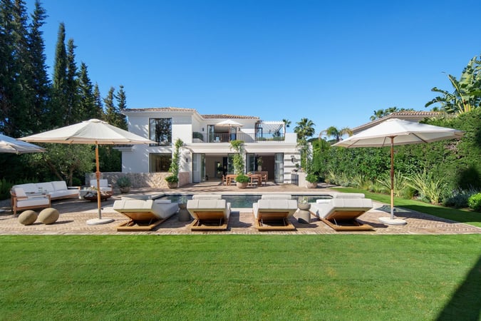 House in Nueva Andalucia - view 1