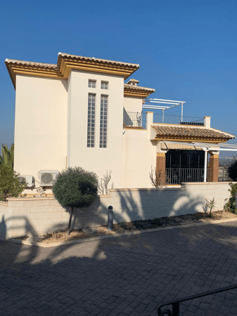 House in Rojales - view 1